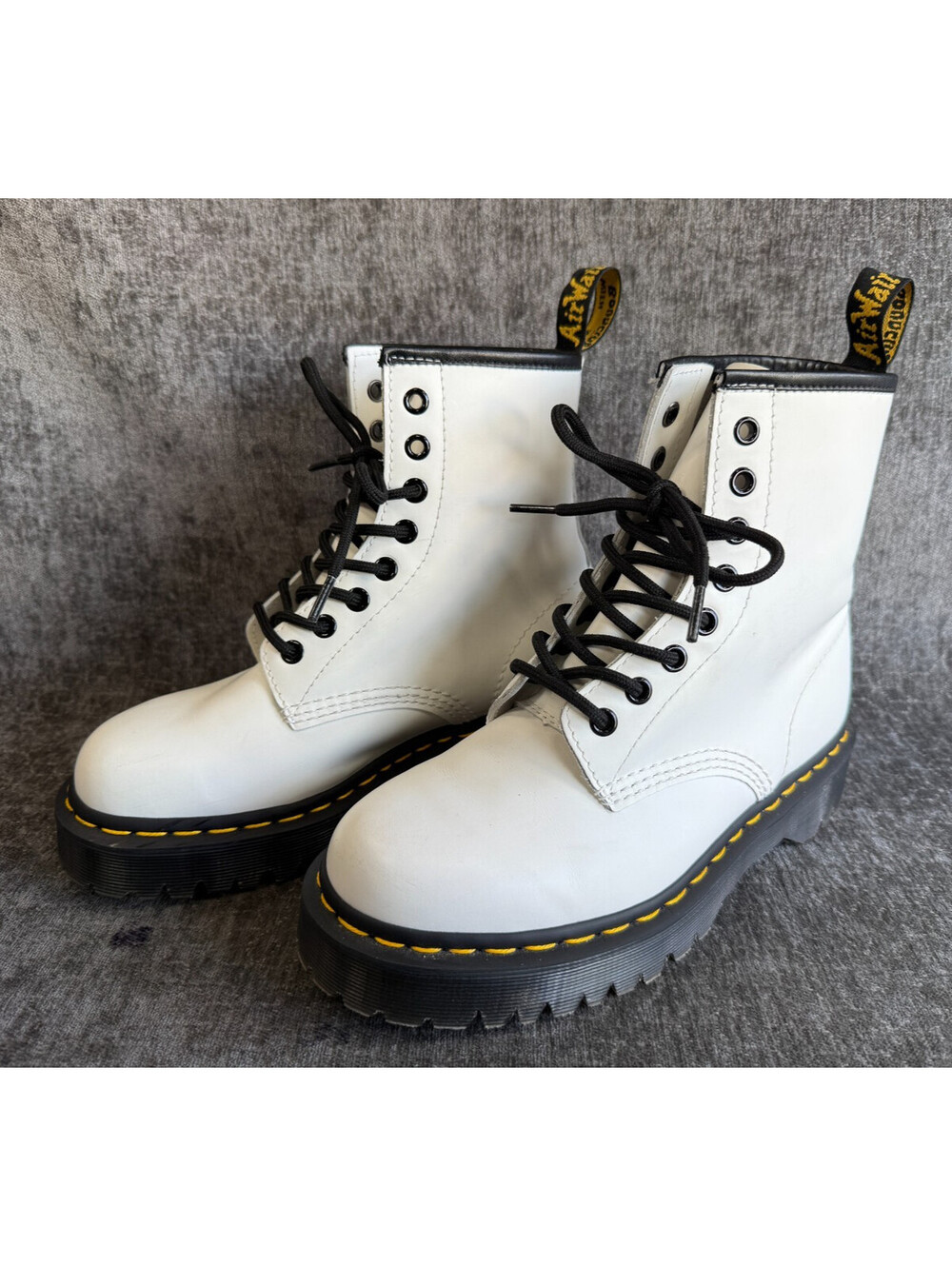 Dr. Martens Jadon White Smooth Leather Platform Boots Womens Size 7 USL 26499